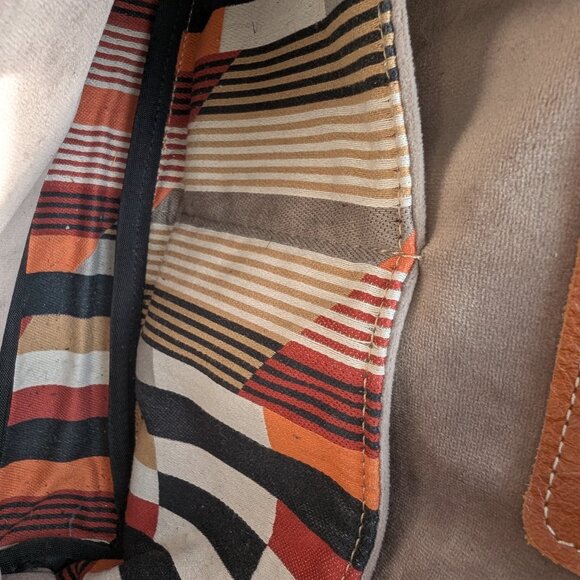 Mariclaro Designs – Handmade Leather & Vintage Fabric Bag / Sac à main cuir - Picture 8 of 9